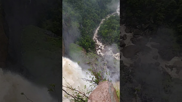 A descent to measure the Basaseachi waterfall in Chihuahua