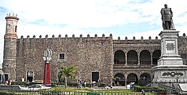 Cuauhnáhuac regioninis muziejus (Palacio de Cortés) Kuernavakoje