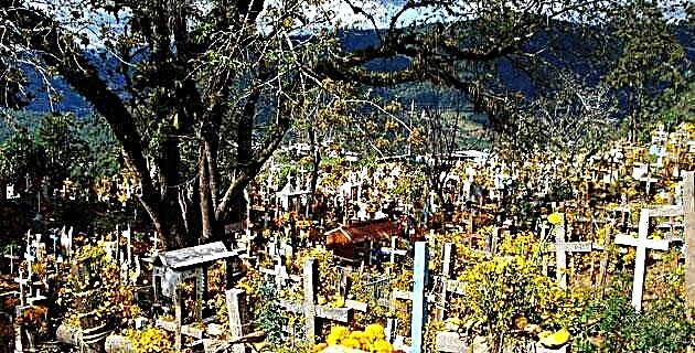 Kenduri orang mati di Zon Mixe Oaxaca