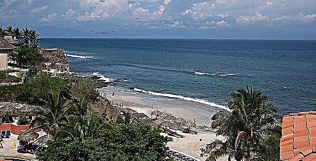 リビエラナヤリタに住んでいます。そのビーチ、その設定...その平和