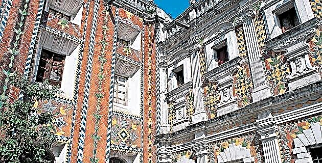 La Concordia e o Palácio dos Azulejos (Puebla)
