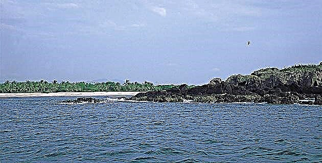 Punta Mitos paplūdimys, auksinis smėlis Nayarit