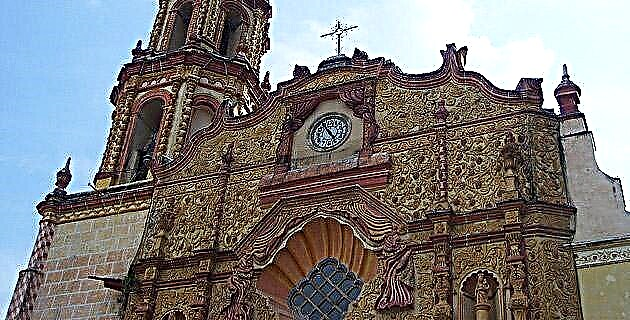 Chrám Señora Santiaga v Sierra Gorda v Querétaro