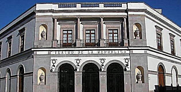 Kazalište Republike, forum s poviješću