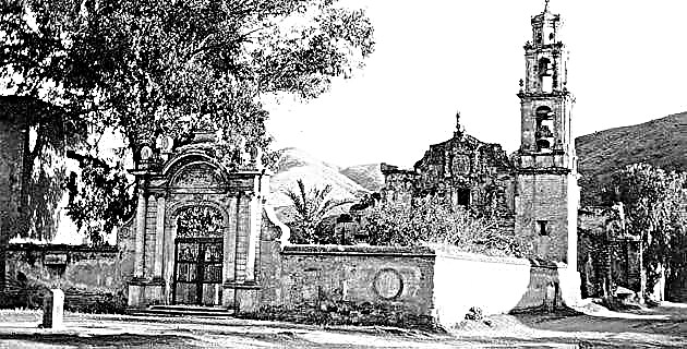 グアナファトのマルフィルにあるサンホセ神殿とセニョールサンティアゴ