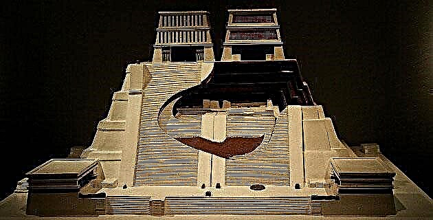 Ang Labing Kadako nga Templo. Mga yugto sa konstruksyon.