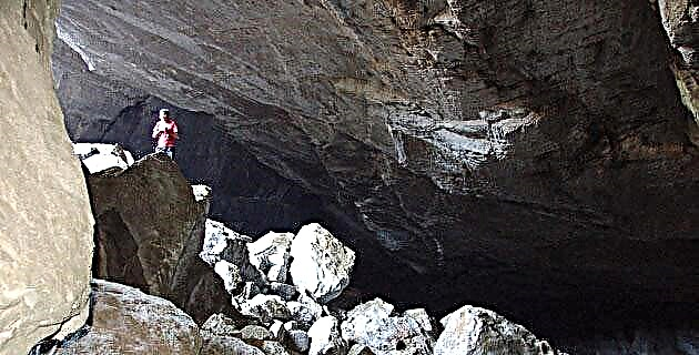 מערות ומערות באואקסקה
