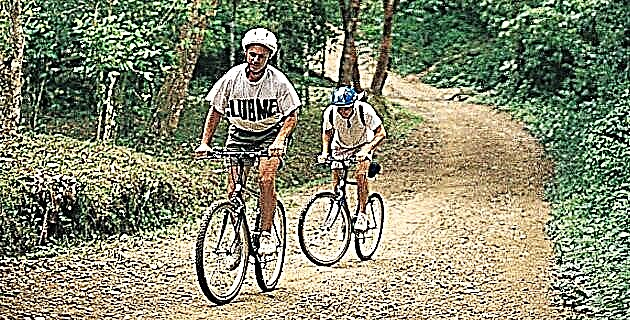 Kalnu riteņbraukšana: pedāļi pa Oaksakas tropisko mežu