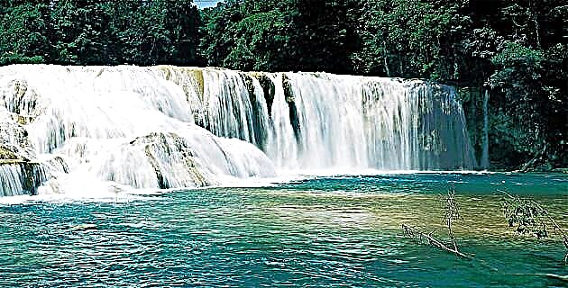Xumulá Nehri: cehennemin ağzı (Chiapas)