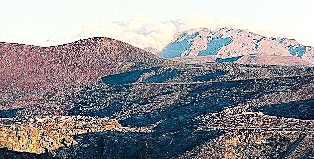 트레스 비르 제네스 화산 (바하 캘리포니아 수르)